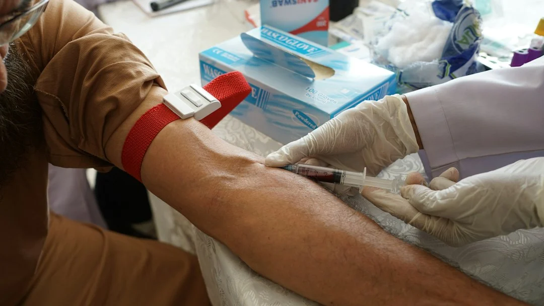 Using AI‑driven blood biomarkers to predict biological age in