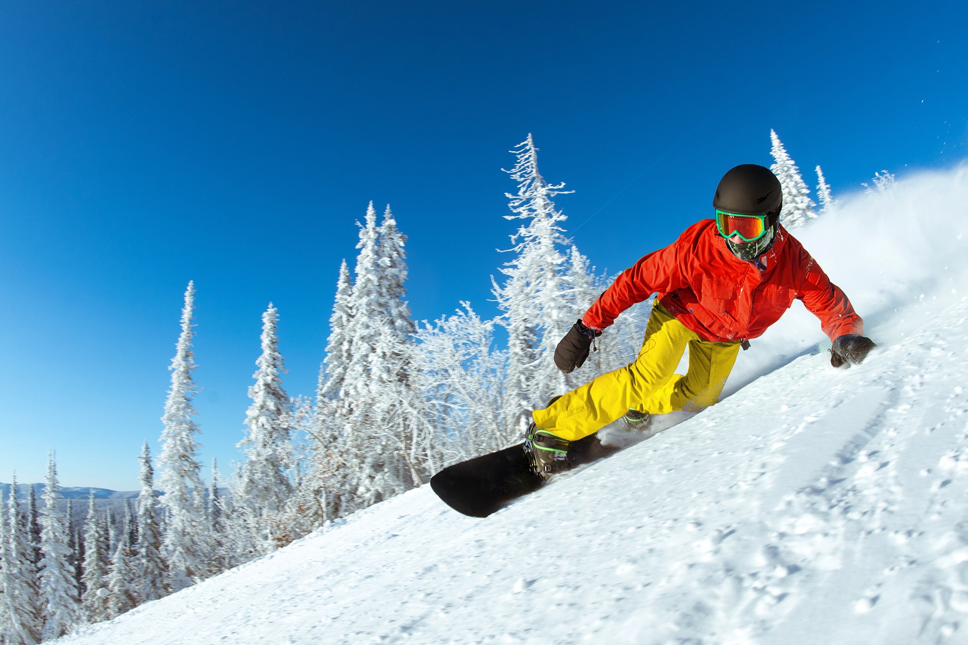 The Best Snowboarding Destinations Around the World