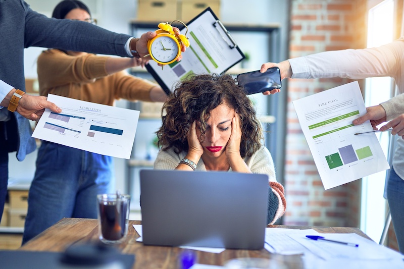 Managing Burnout: Signs, Causes and Solutions
